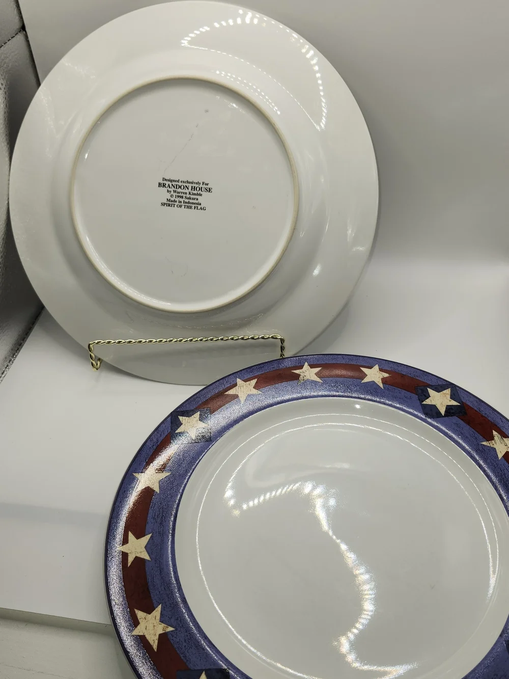 Vtg 1998 Sakura Brandon House Spirit of the Flag 2 Dinner Plate by Warren Kimble